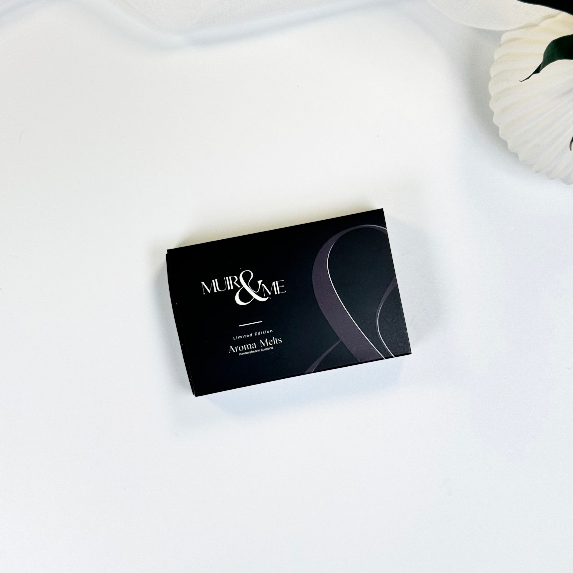 Muir & Me Aroma Melts in Cedarwood & Thyme