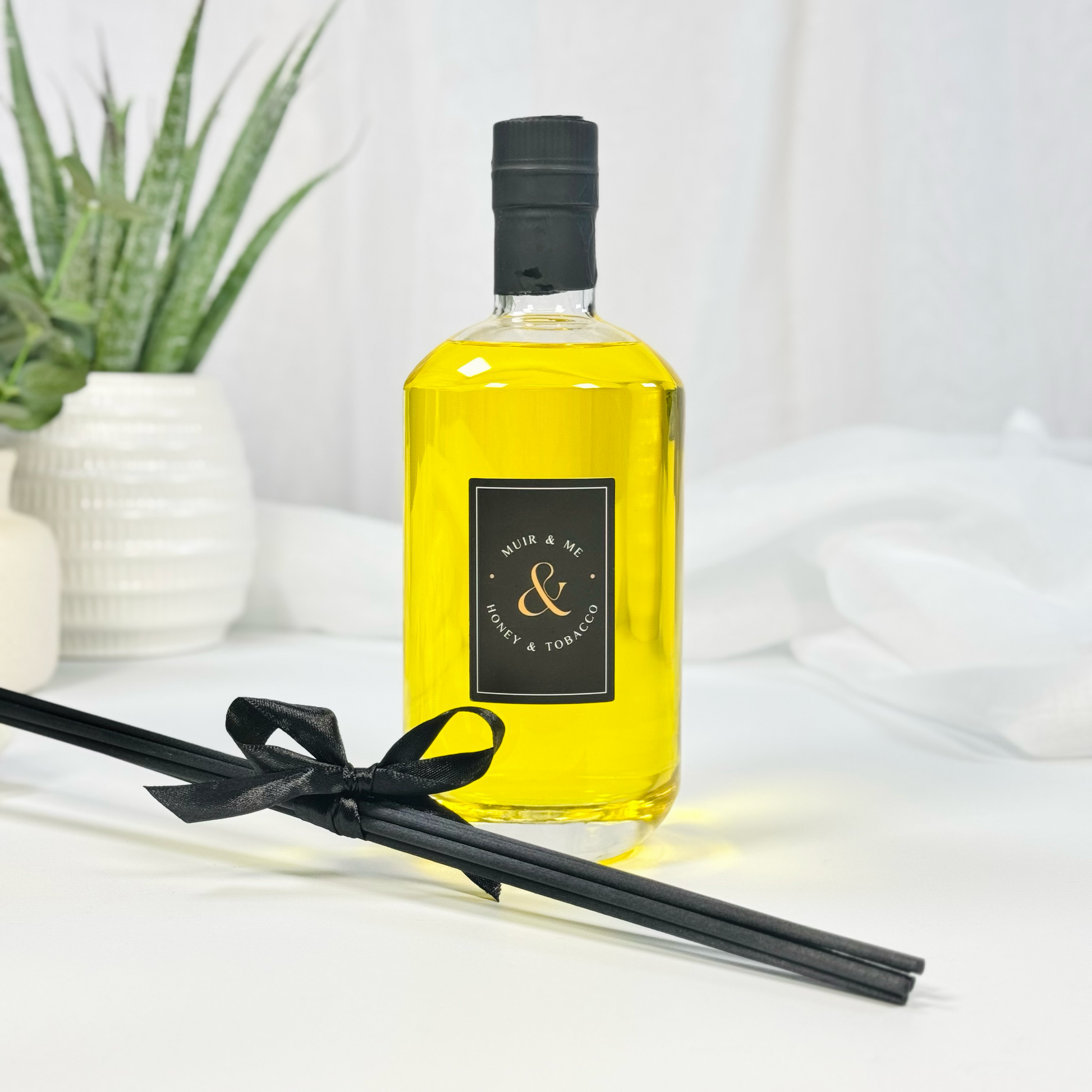Honey & Tobacco 700ml Reed Diffuser