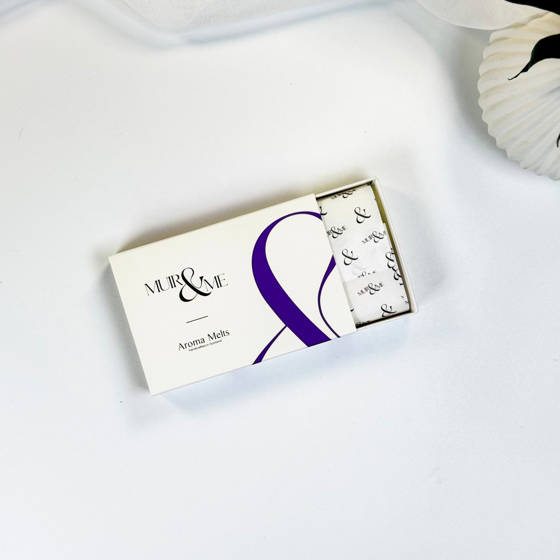 Oakmoss & Iris wax melts or aroma melts