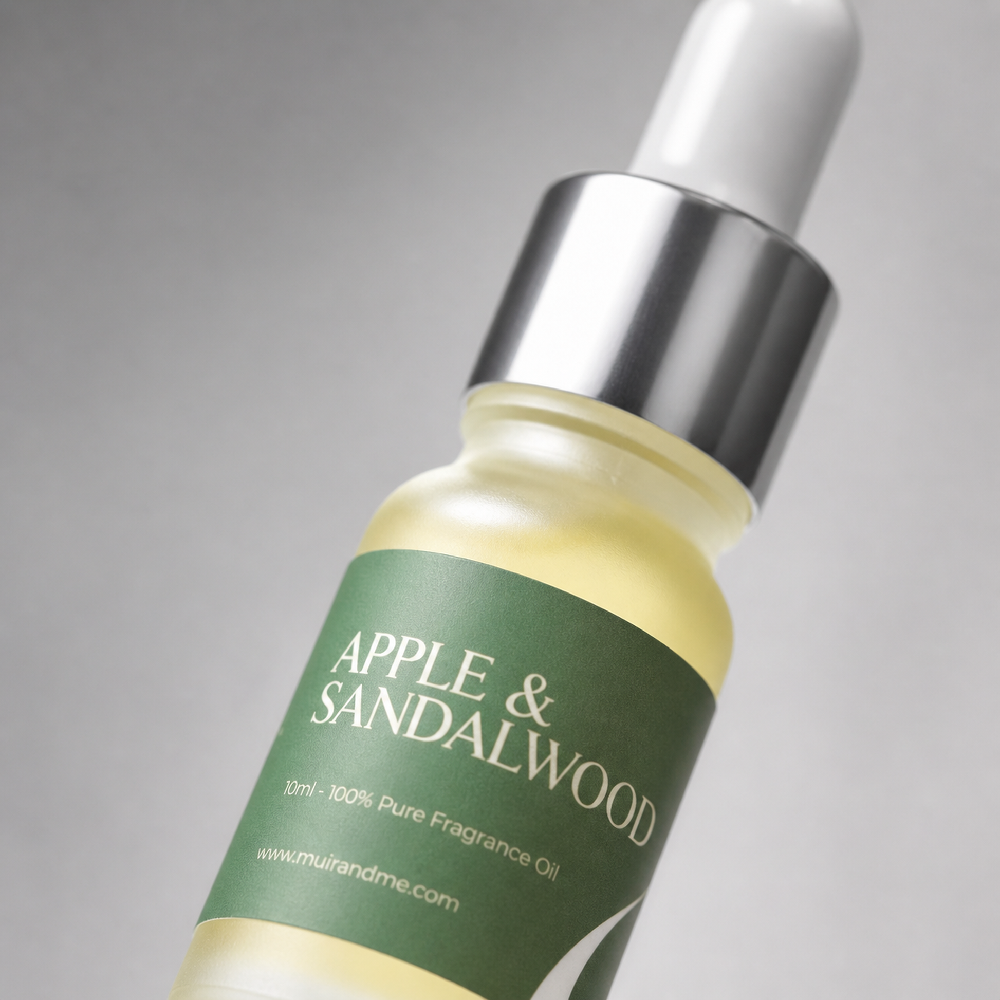 Apple & Sandalwood Pure Oil Blend