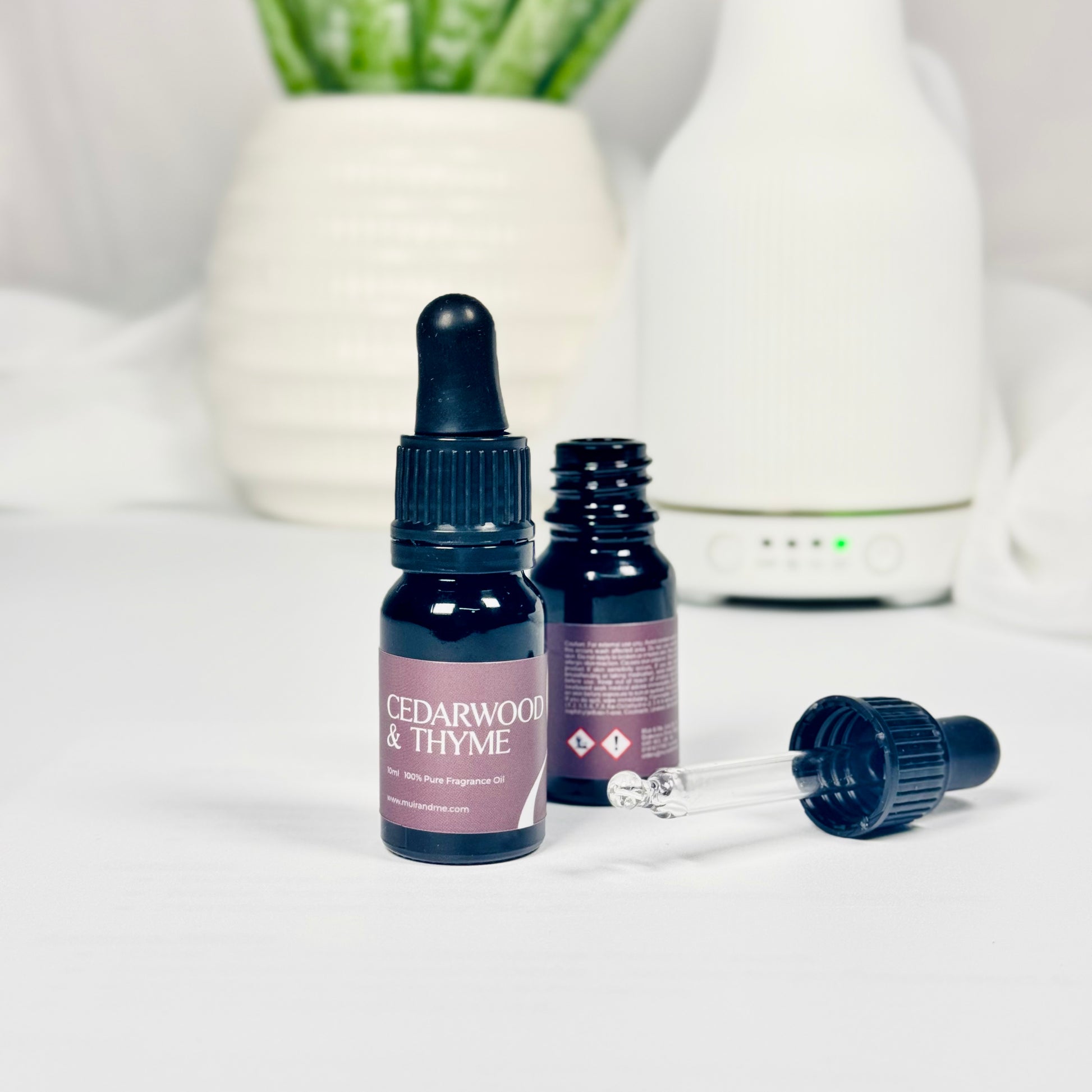 Cedarwood & Thyme Pure Oil Blend