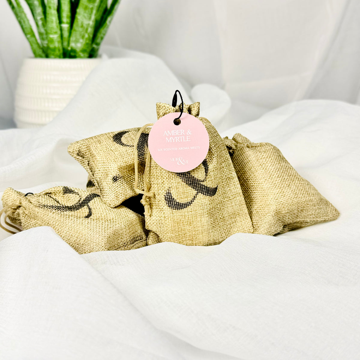 Amber & Myrtle Melts