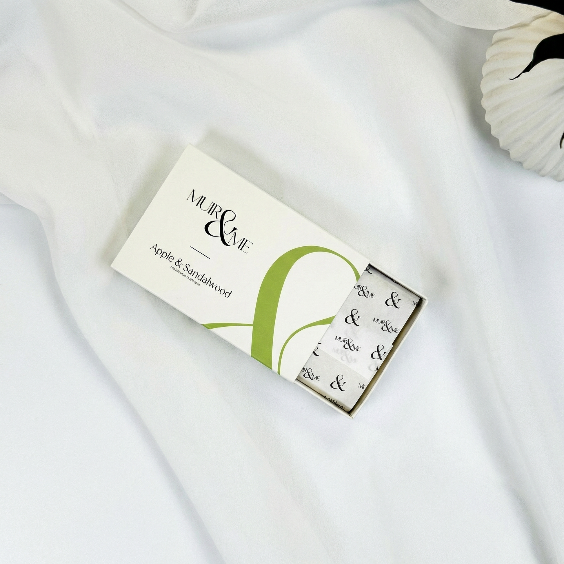 Apple & Sandalwood Melts